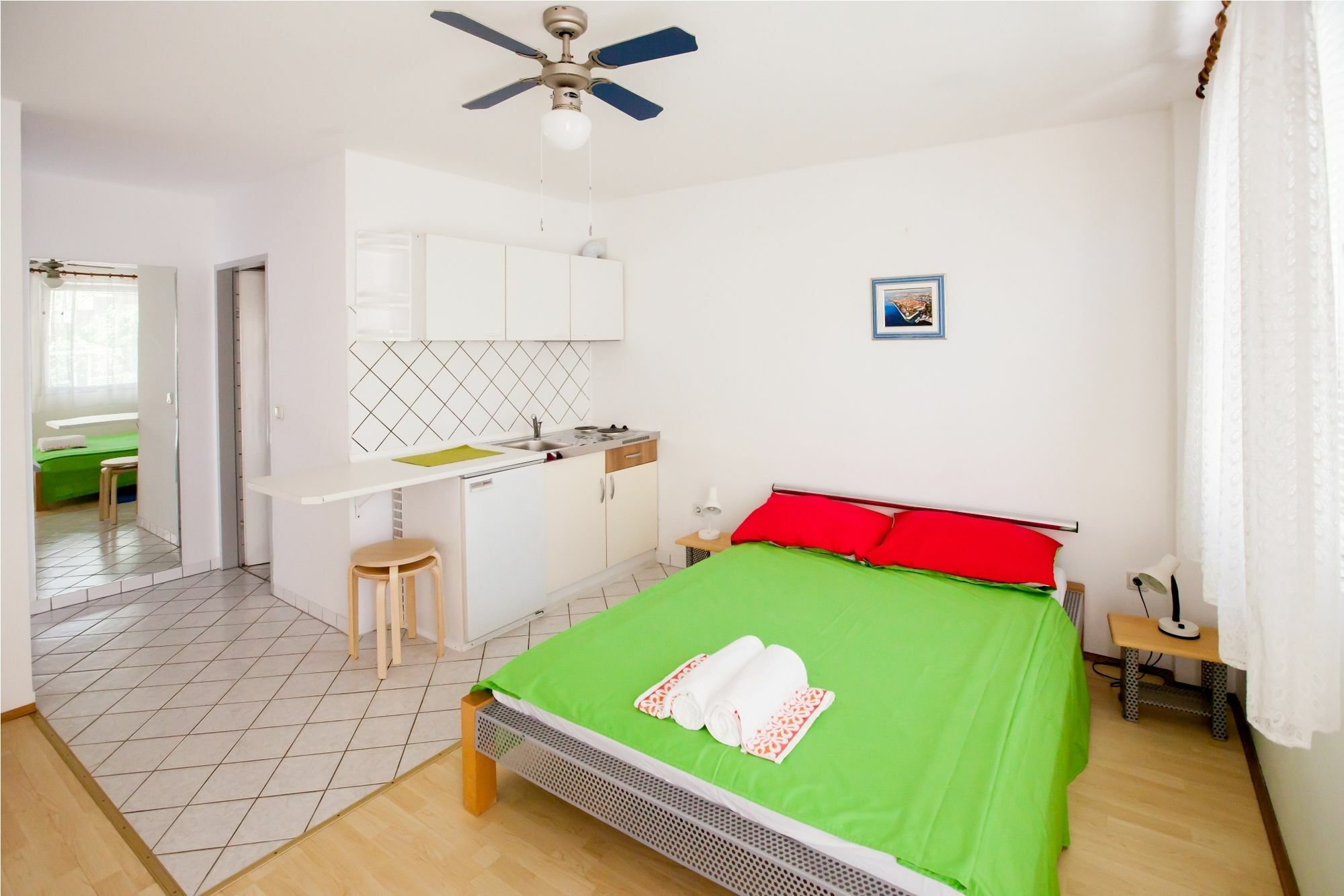 Friendly People'S Guest House ซาดาร์ ภายนอก รูปภาพ